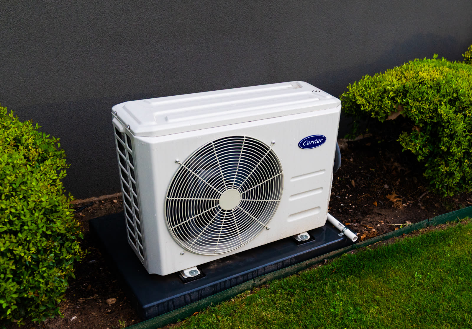 Outdoor split-system air conditioning unit